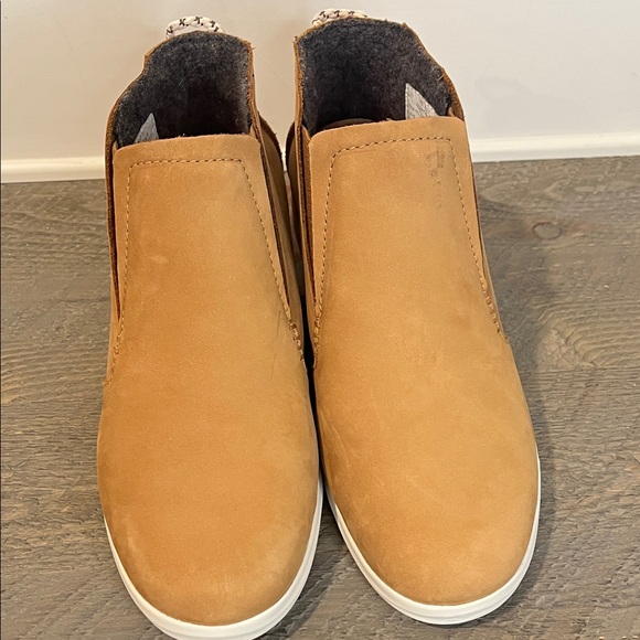 Hawai'iloa Manu Hope Waterproof Sneaker Boot (Women) - EU 40/ US 10 - Picture 6 of 12